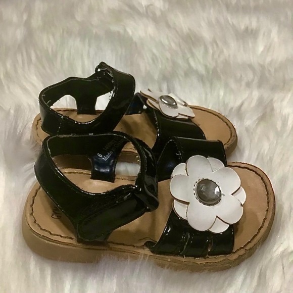 Gymboree black sandals with bejeweled flower. - Picture 9 of 15